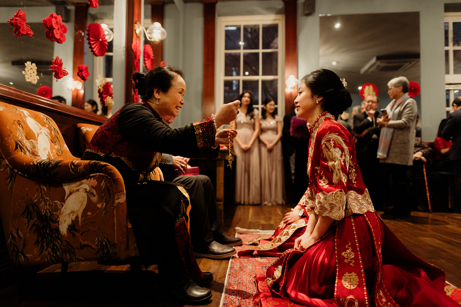 Family gathered for the tea ceremony at Fiona and Nhan’s wedding