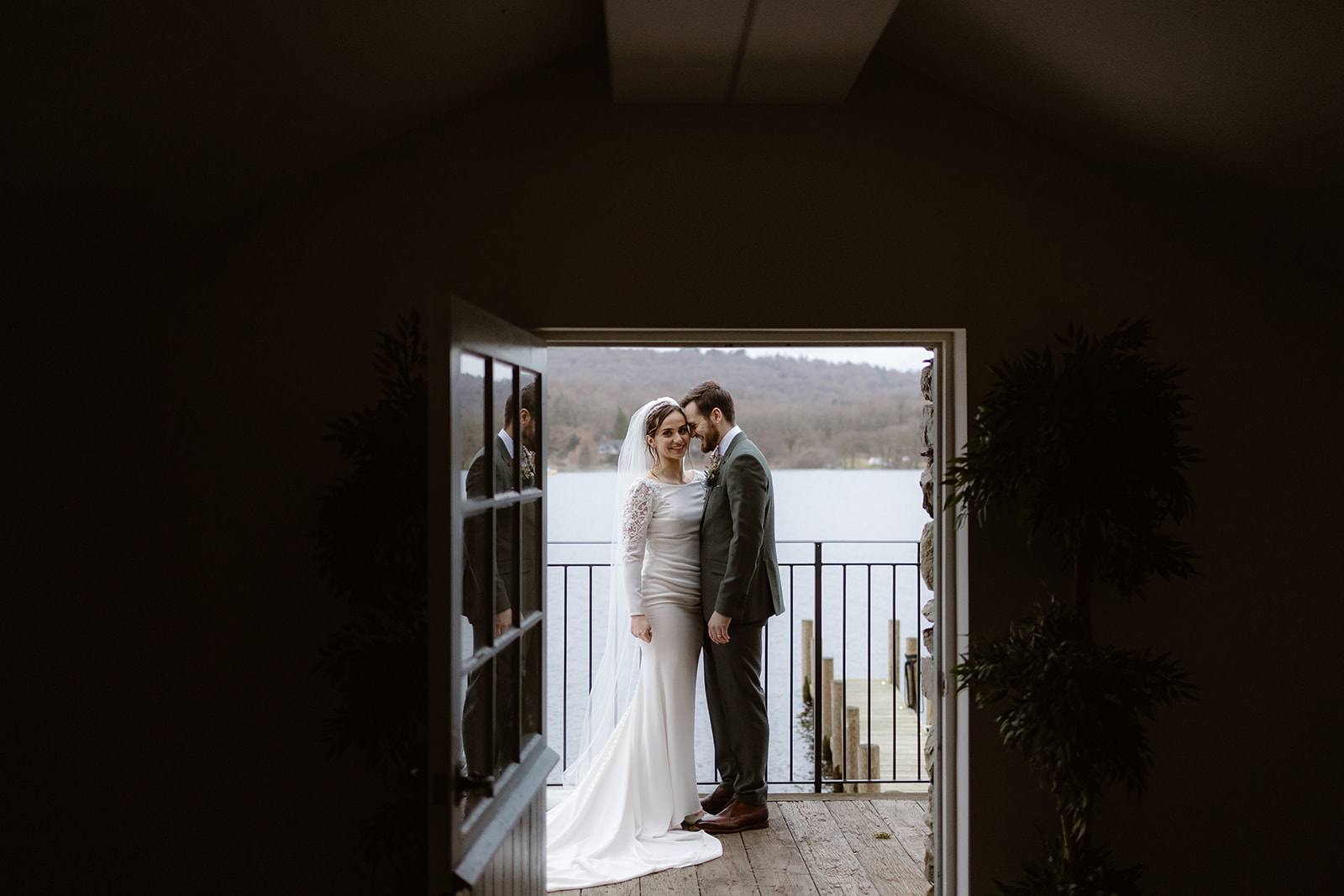 Mr & Mrs Parfitt - Jono Symonds Photo & Film-758.jpg
