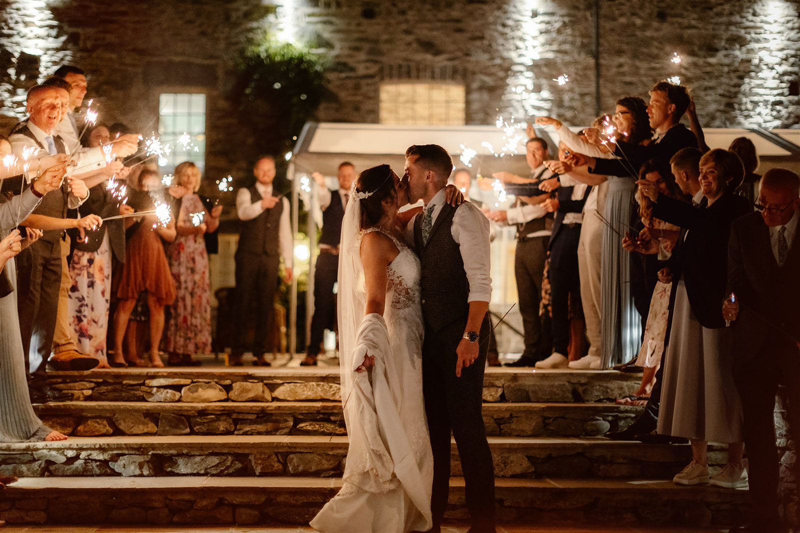 Mr & Mrs McElligott - Jono Symonds Photography-1172.jpg
