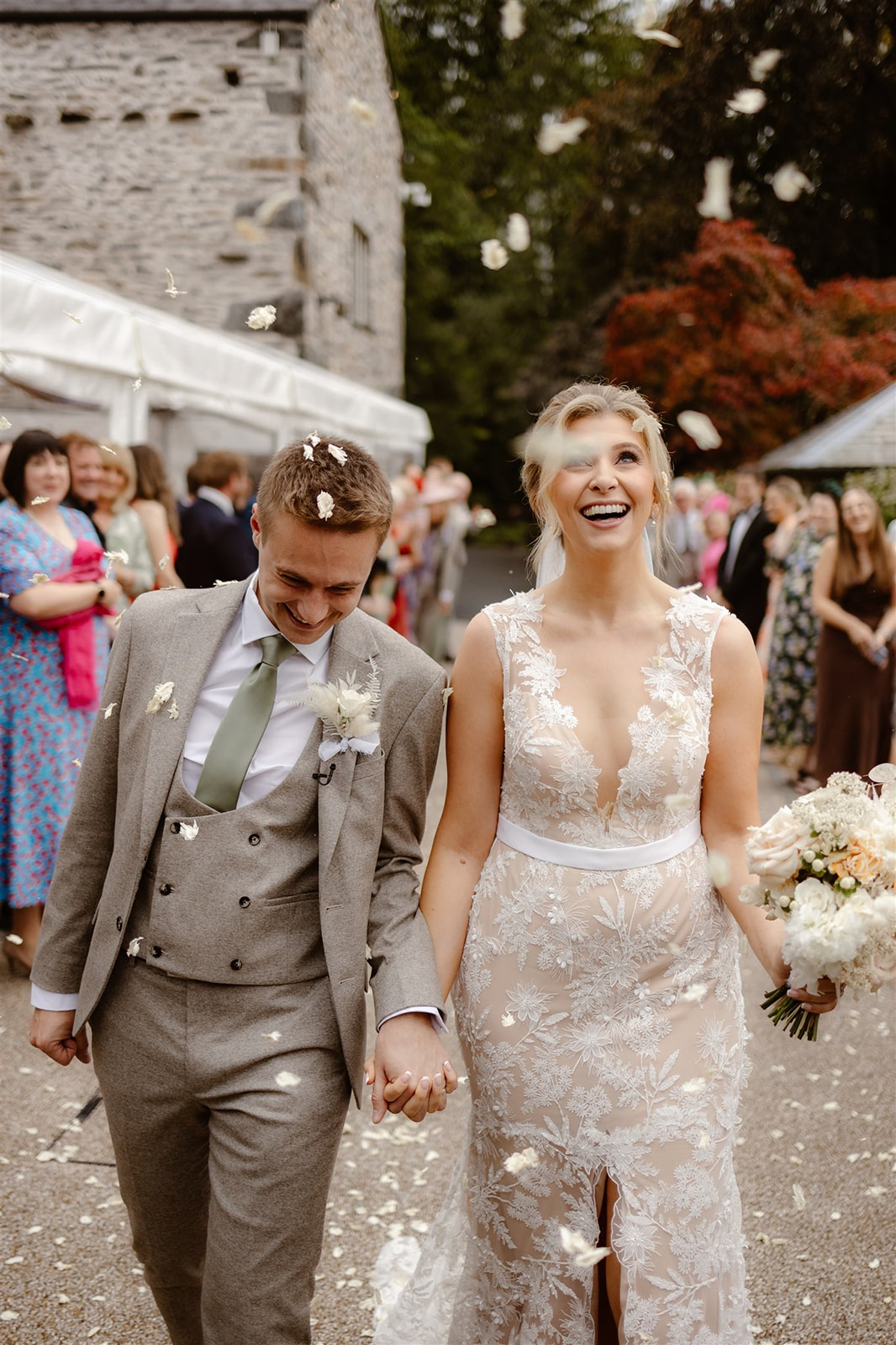 Mr & Mrs Priest - Jono Symonds Photography-383.jpg