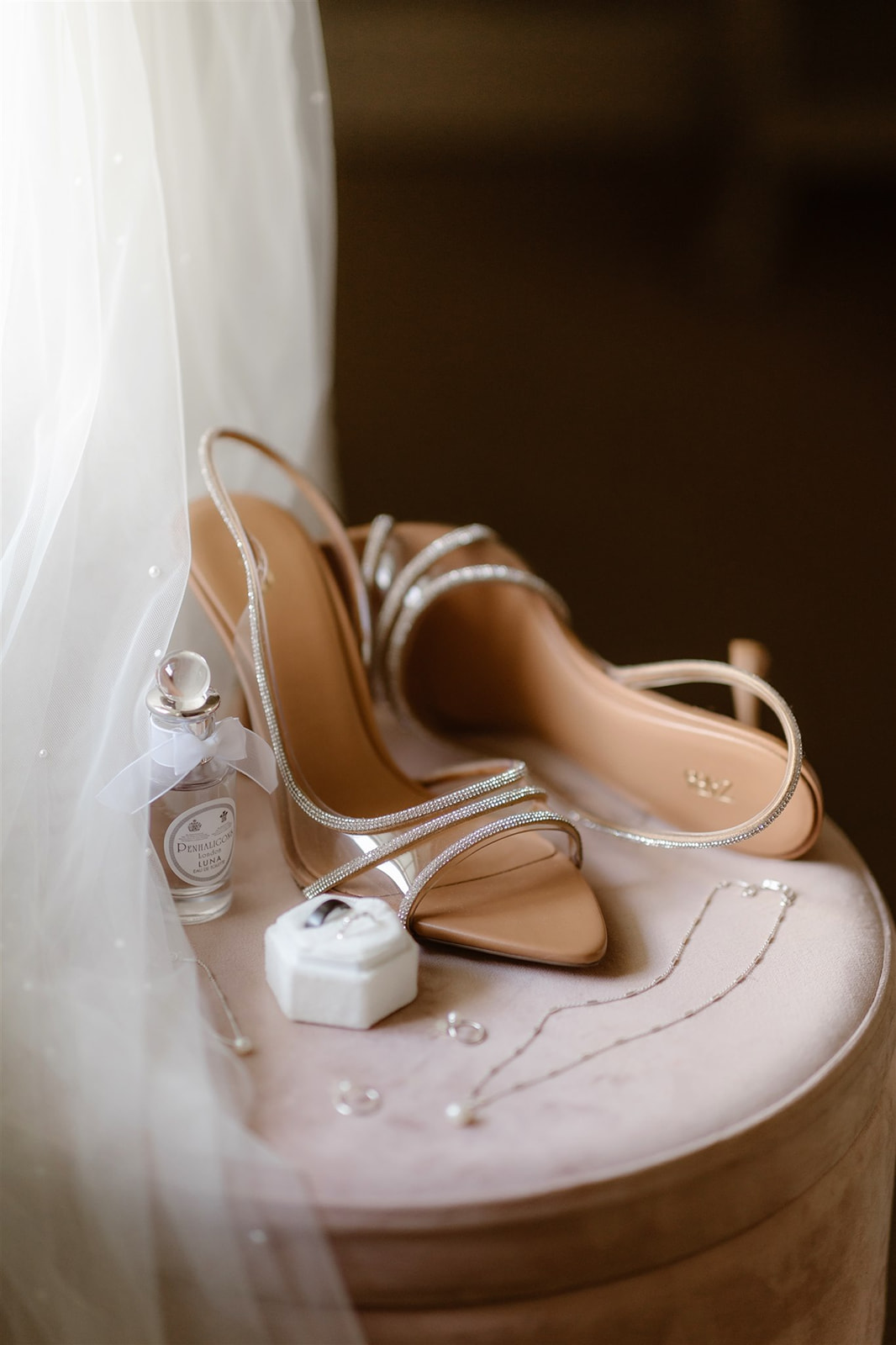 Mr & Mrs Hammett - Jono Symonds Photography-72.jpg