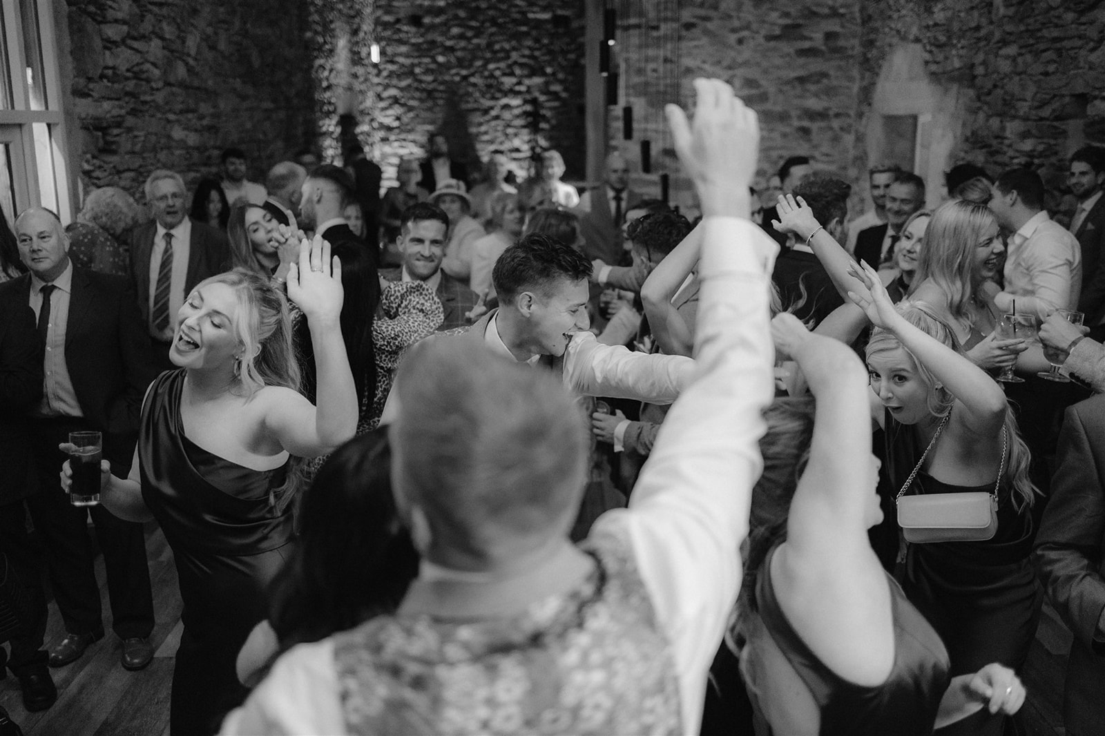 Mr & Mrs Hammett - Jono Symonds Photography-777.jpg
