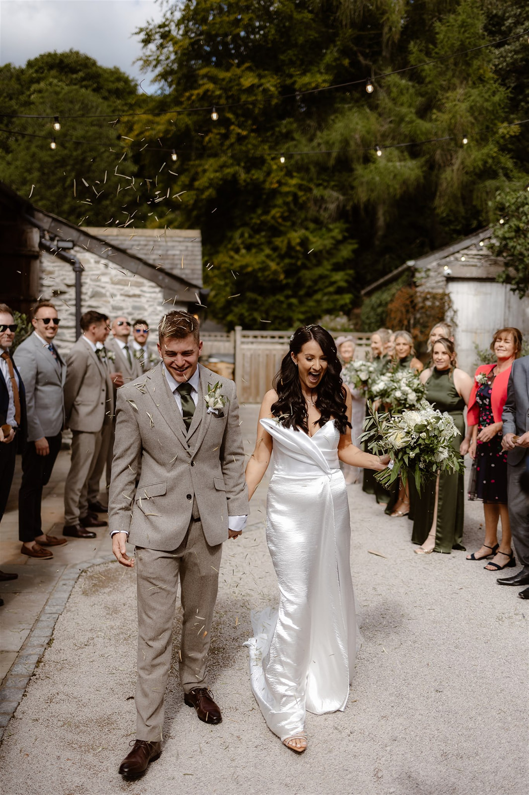 Mr & Mrs Hammett - Jono Symonds Photography-348.jpg