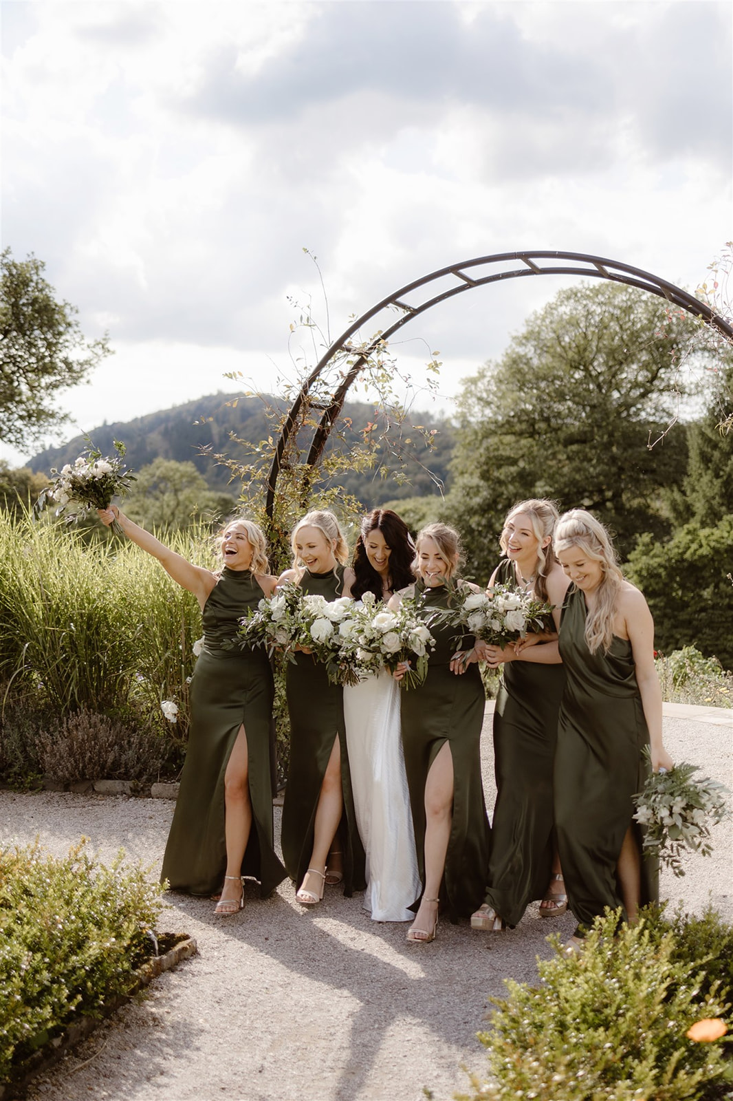Mr & Mrs Hammett - Jono Symonds Photography-439.jpg