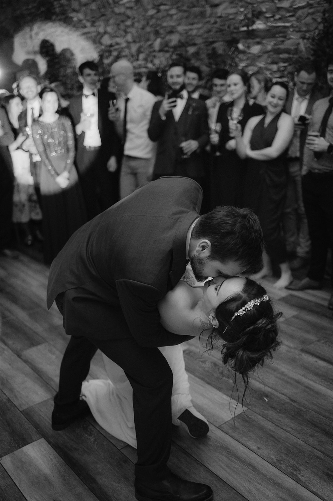 Mr & Mrs Parfitt - Jono Symonds Photo & Film-1052.jpg