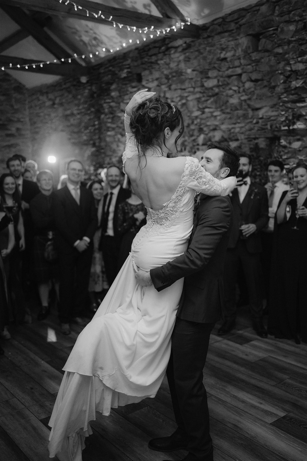 Mr & Mrs Parfitt - Jono Symonds Photo & Film-1057.jpg