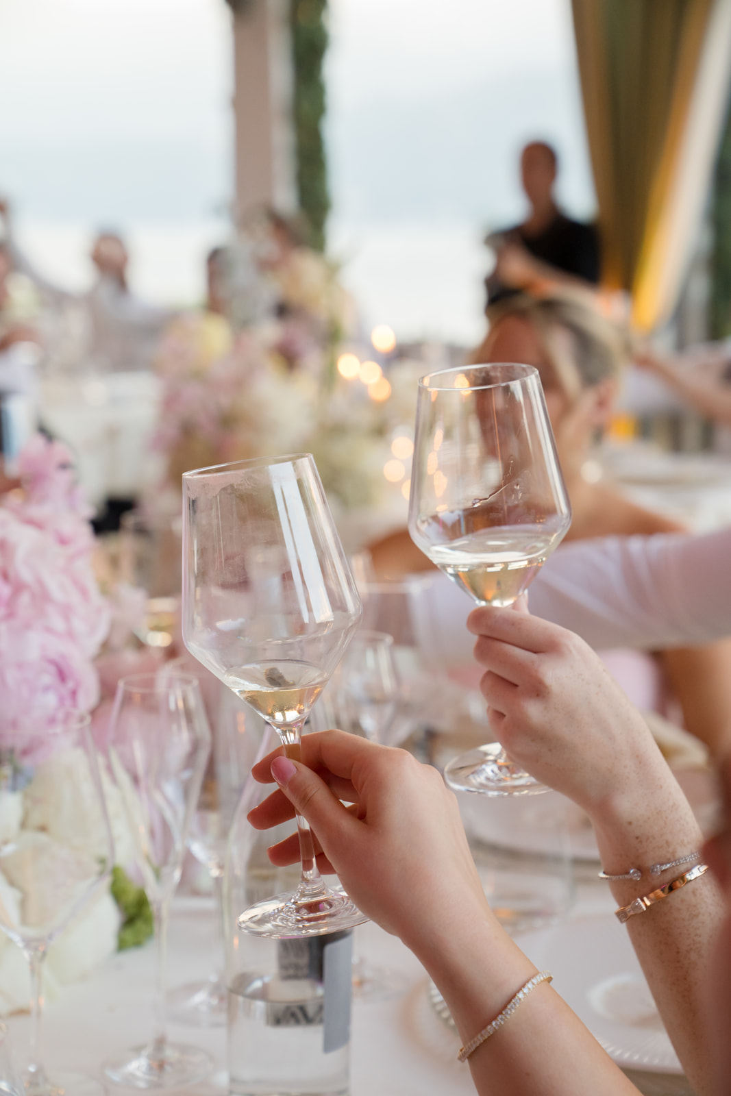 DINNER & PARTY-238.jpg