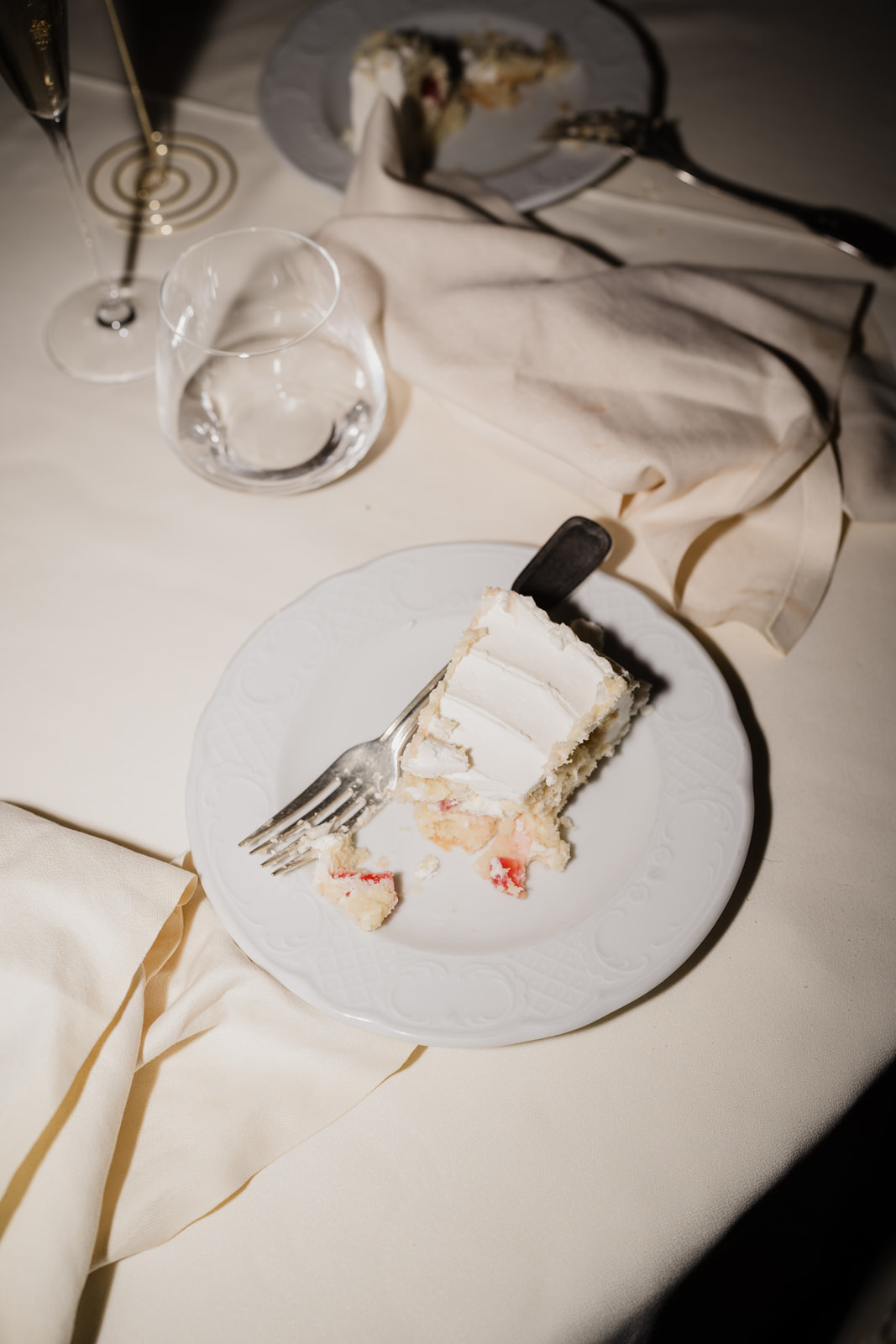 DINNER & PARTY-382.jpg