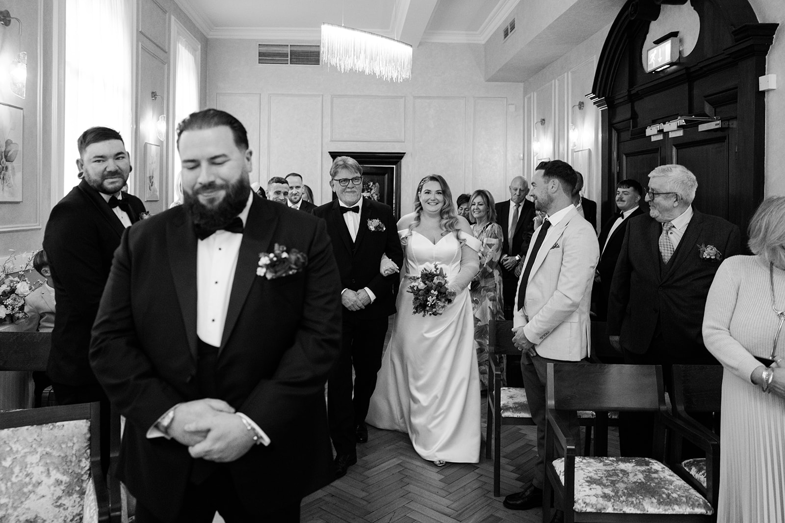 Jon and Meg exchanging vows