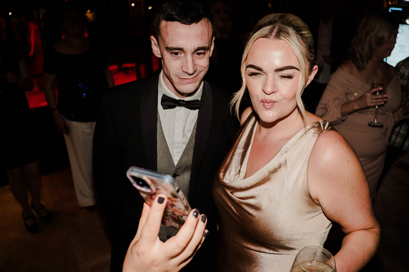 Toasts and speeches in the pavilion