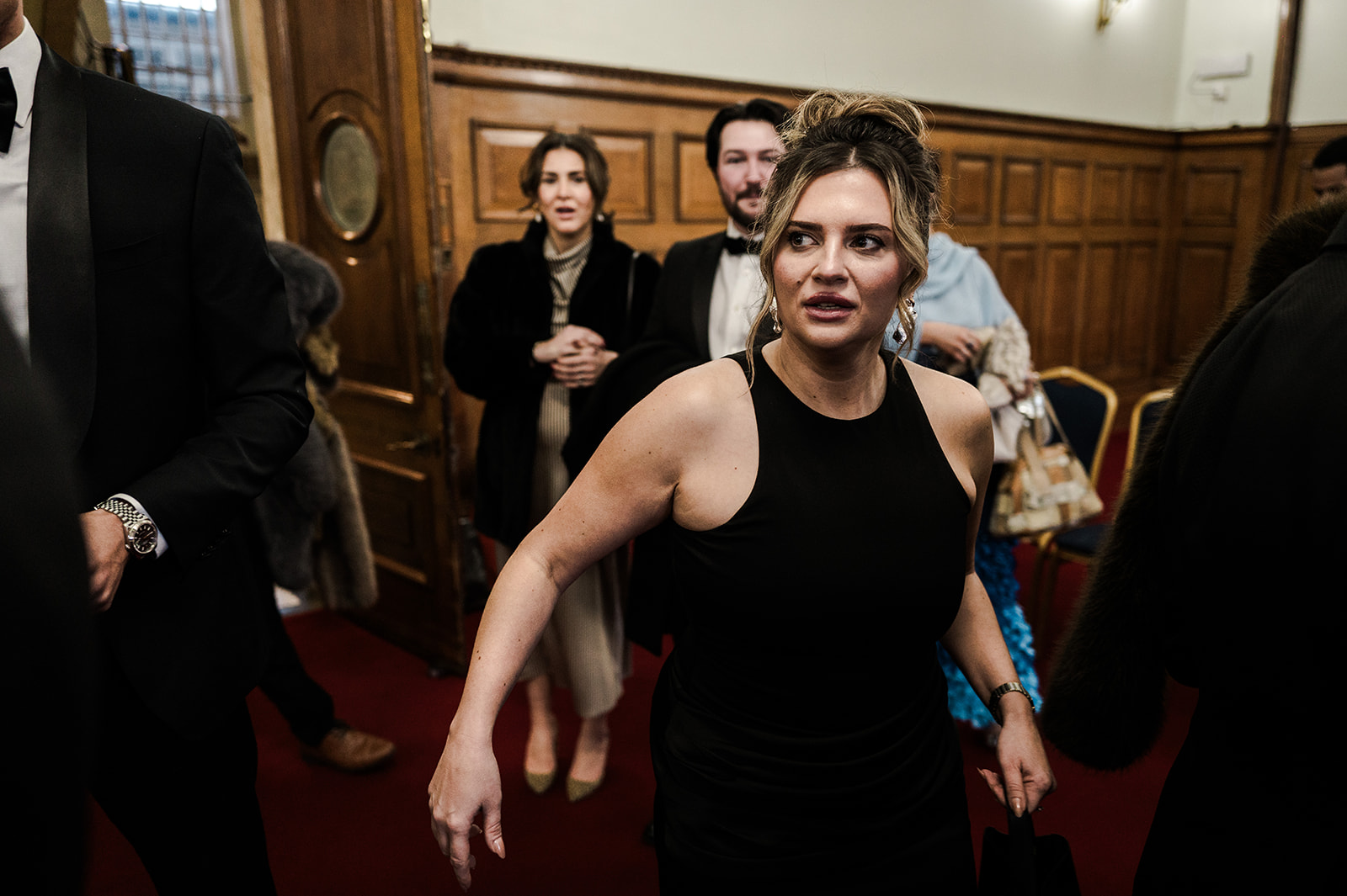 Sophie and Dan exchanging vows